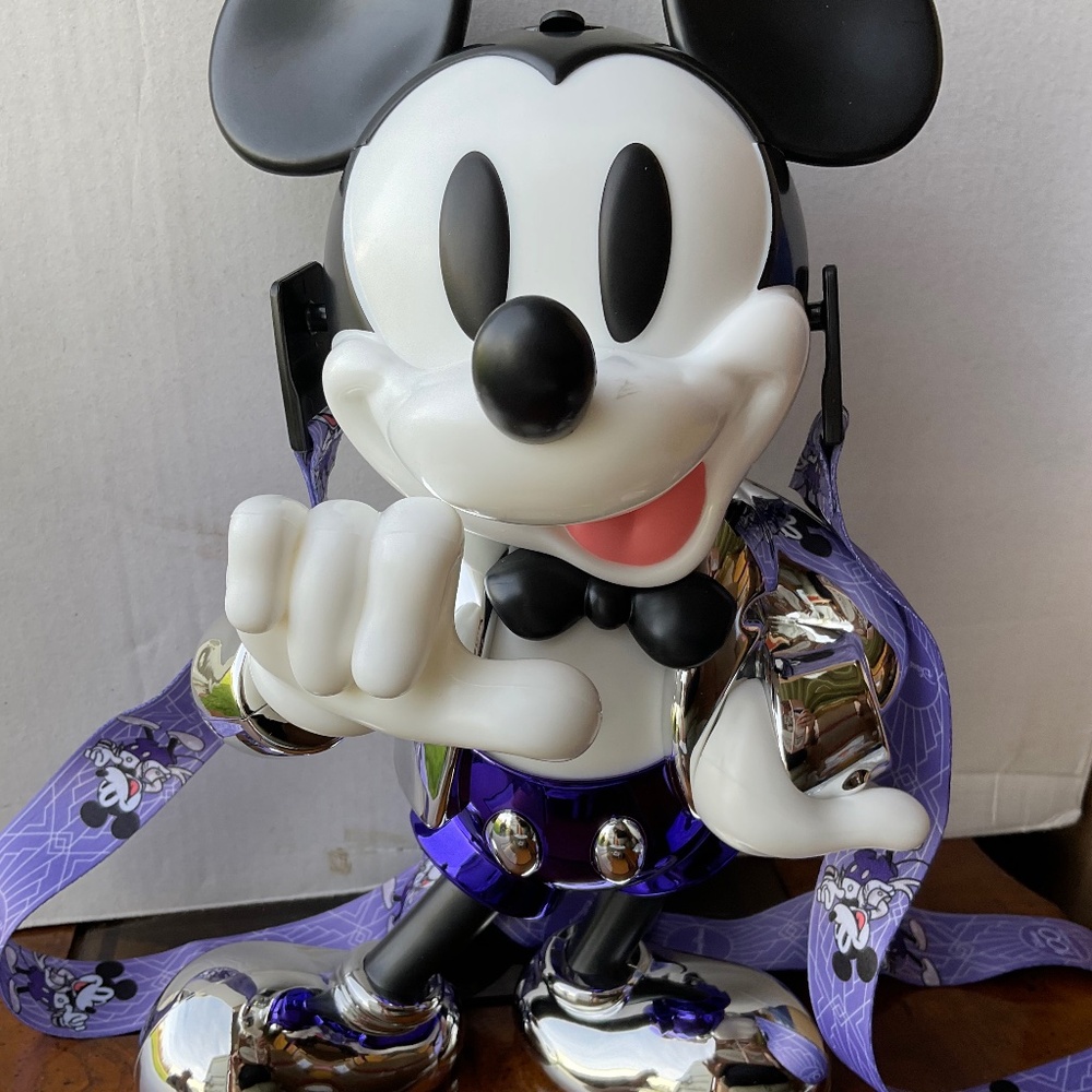 Disney parks Mickey sipper